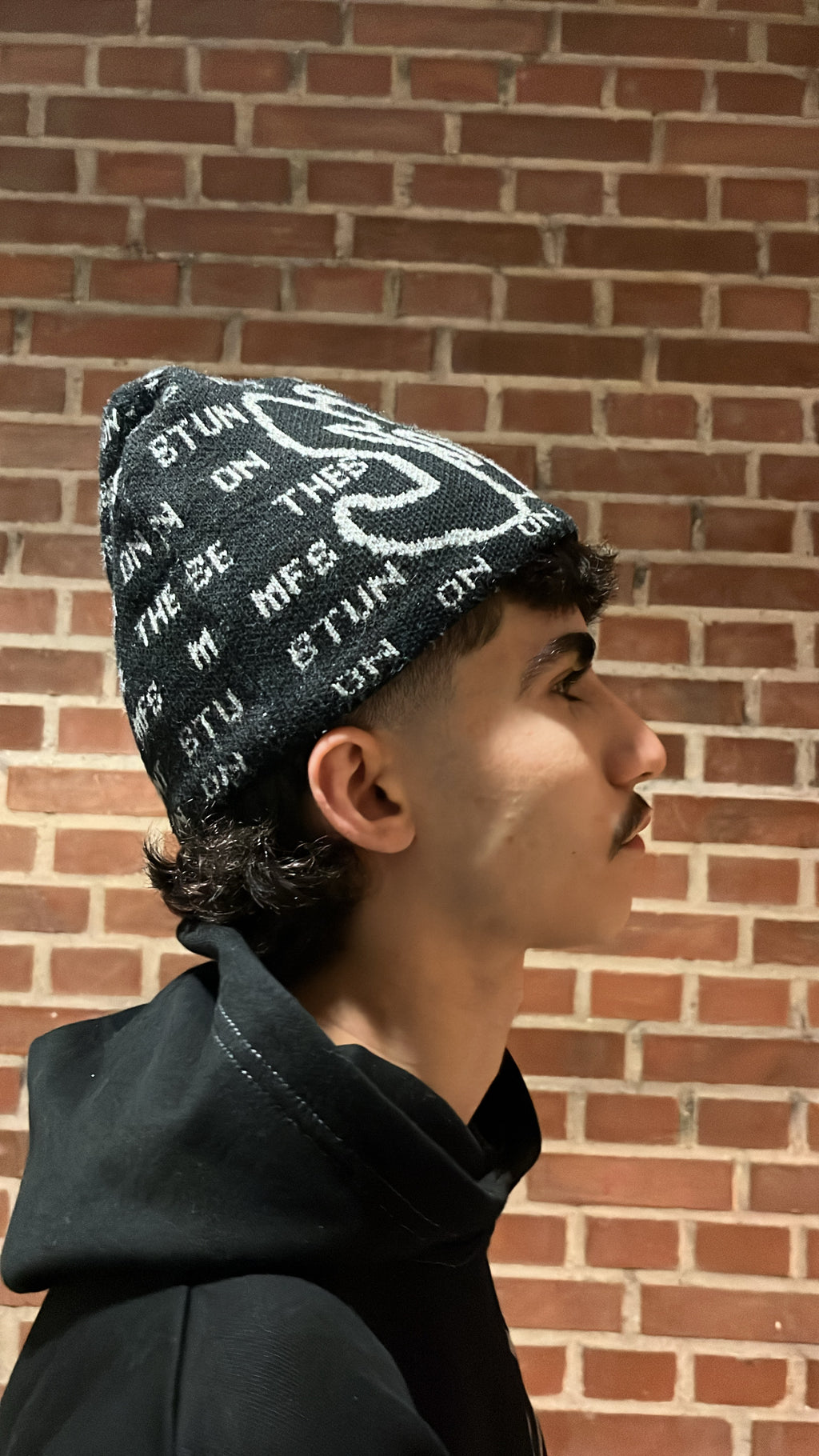 SOTM TEXT BEANIE 'BLACK'